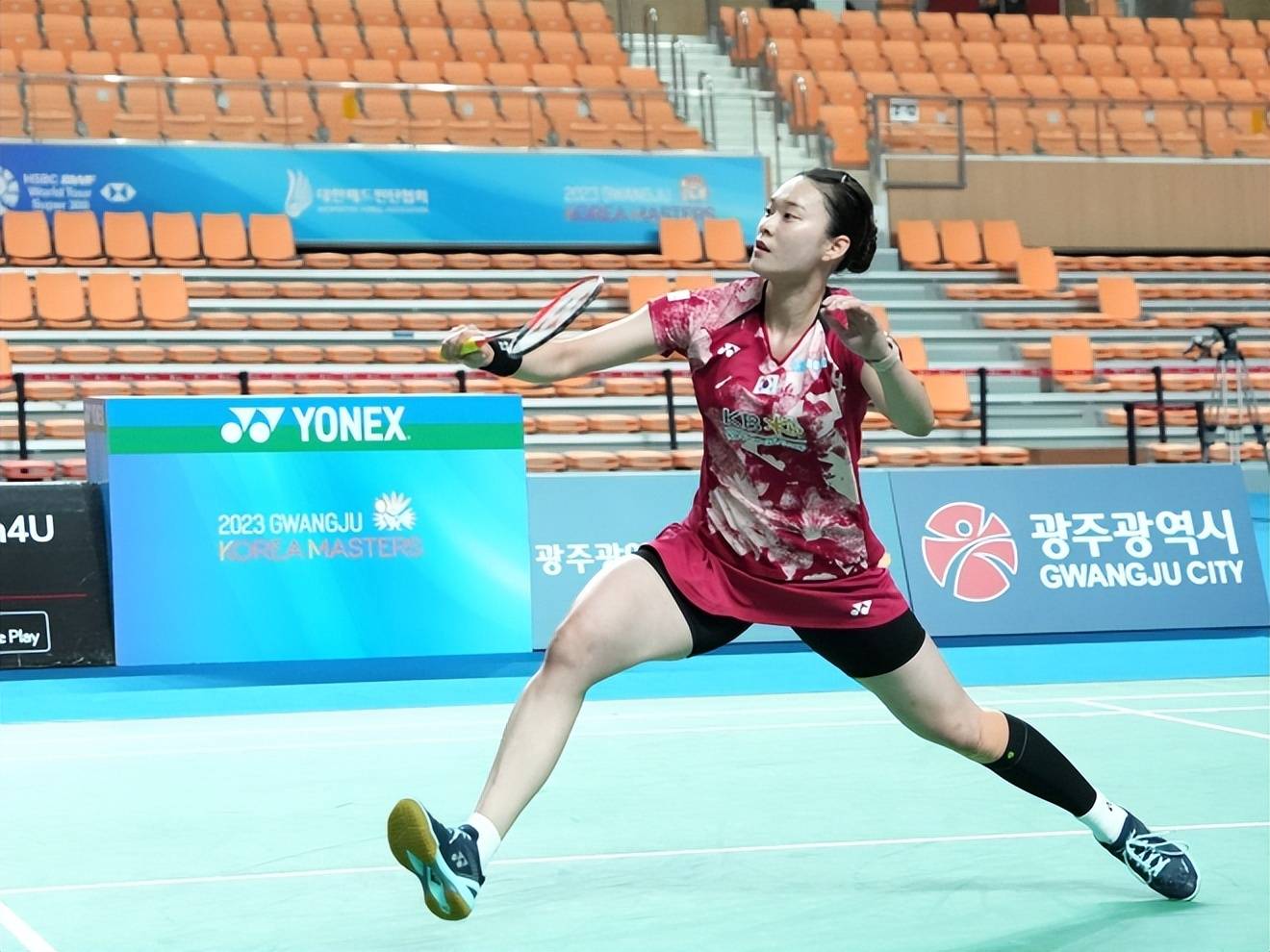 日本选手在决赛中表现优异