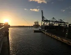 包含拉斯帕尔马斯客场逼平，保级形势缓和！的词条